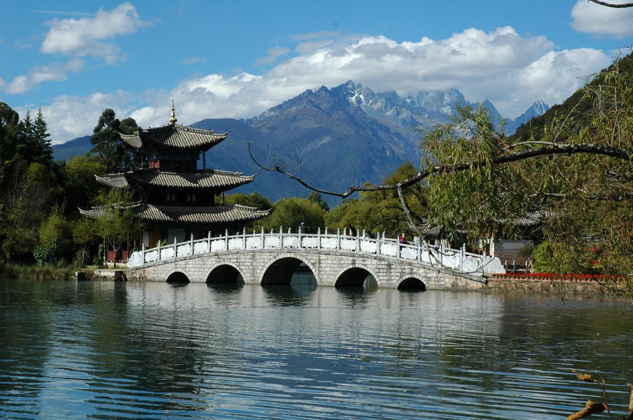 Greentree Inn Yunnan Lijiang Qixing Street Express Hotel מראה חיצוני תמונה