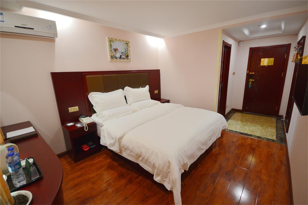 Greentree Inn Yunnan Lijiang Qixing Street Express Hotel מראה חיצוני תמונה