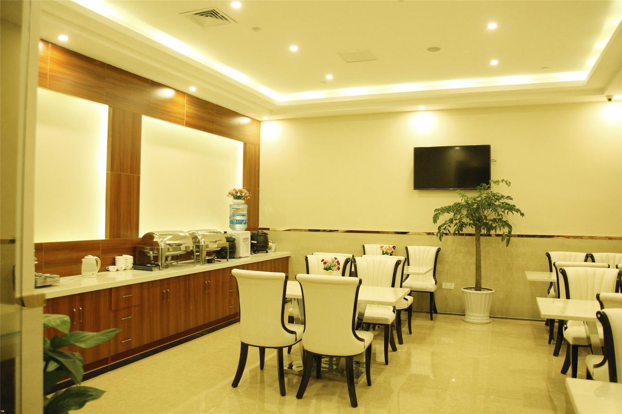 Greentree Inn Yunnan Lijiang Qixing Street Express Hotel מראה חיצוני תמונה