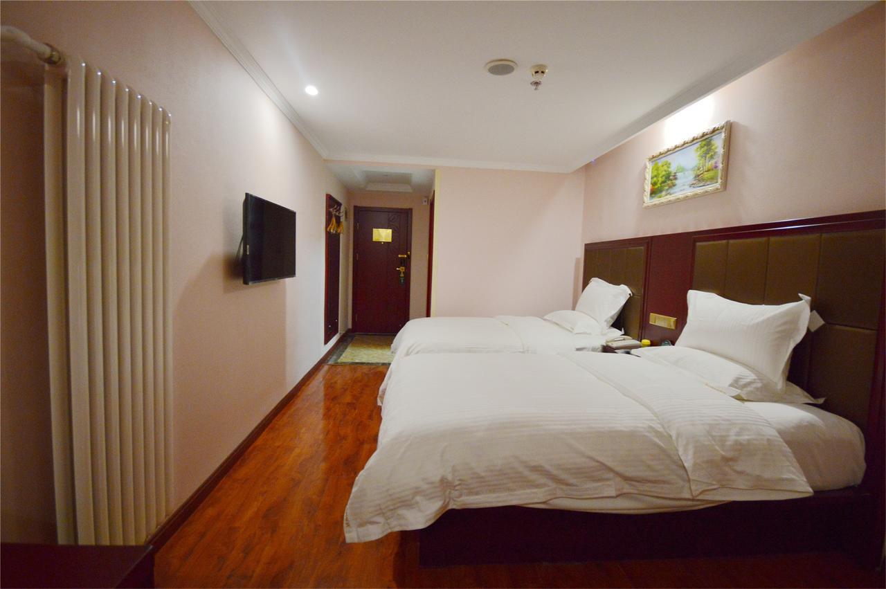 Greentree Inn Yunnan Lijiang Qixing Street Express Hotel מראה חיצוני תמונה