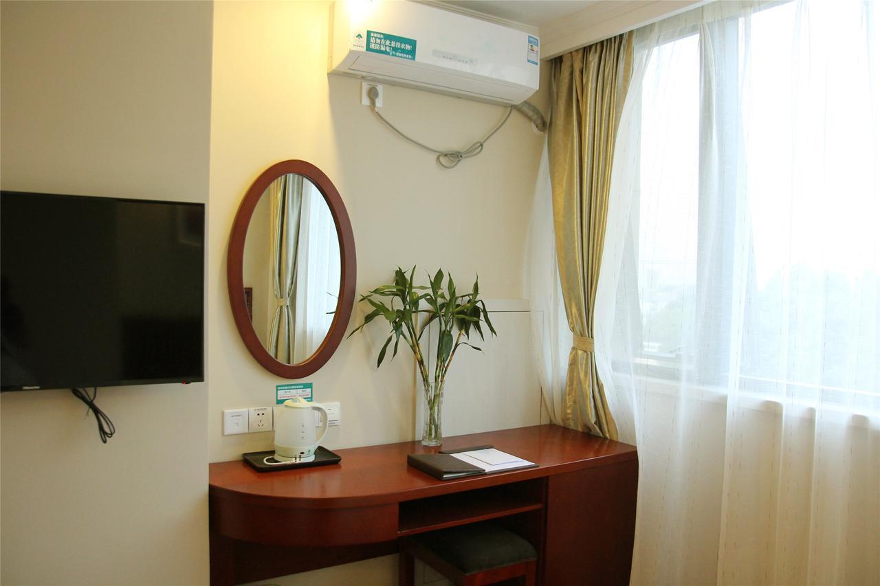 Greentree Inn Yunnan Lijiang Qixing Street Express Hotel מראה חיצוני תמונה