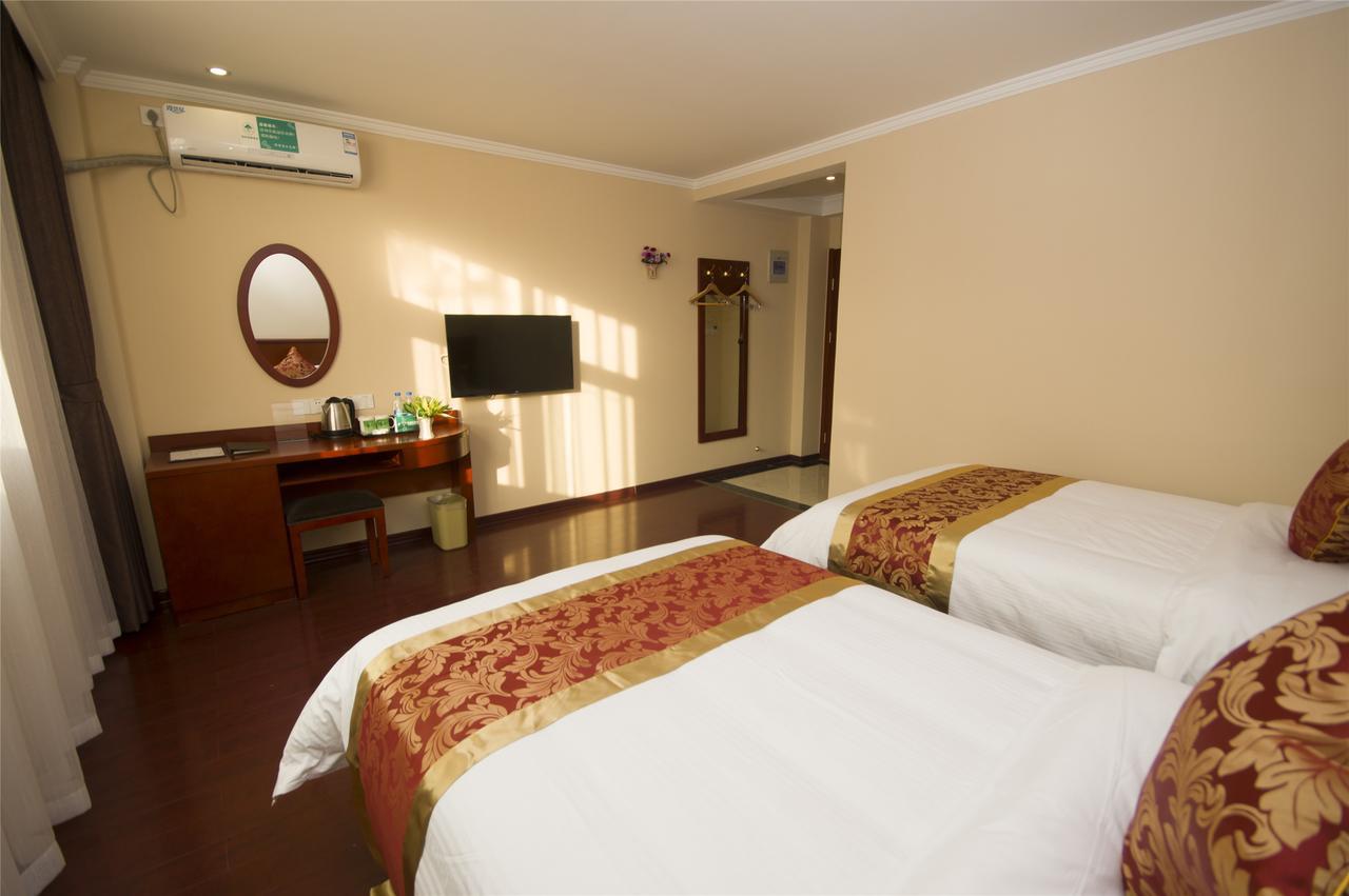 Greentree Inn Yunnan Lijiang Qixing Street Express Hotel מראה חיצוני תמונה